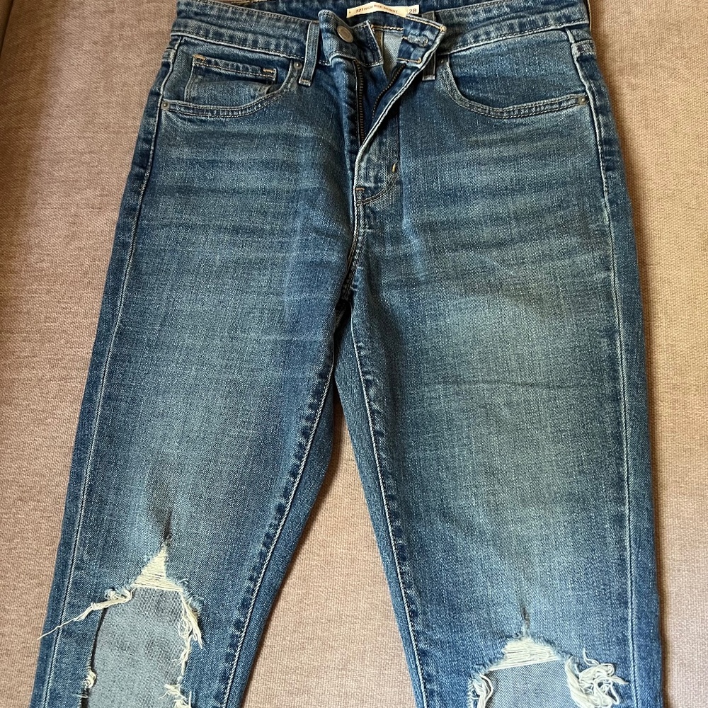 Levi's 721 High Rise Skinny - Picture 2 of 8
